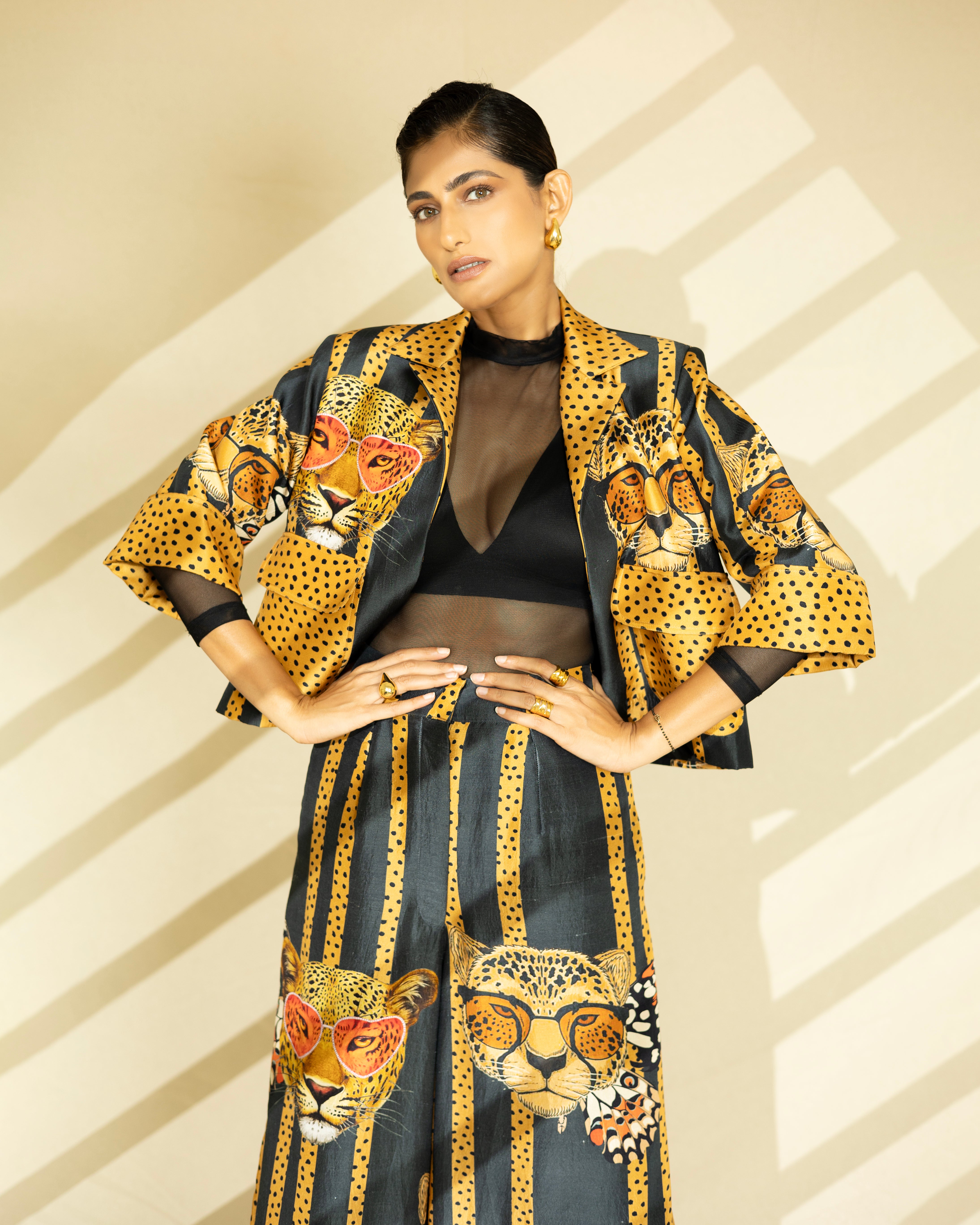 Kubbra Sait wearing MNSH Bold Gold Mini Ring