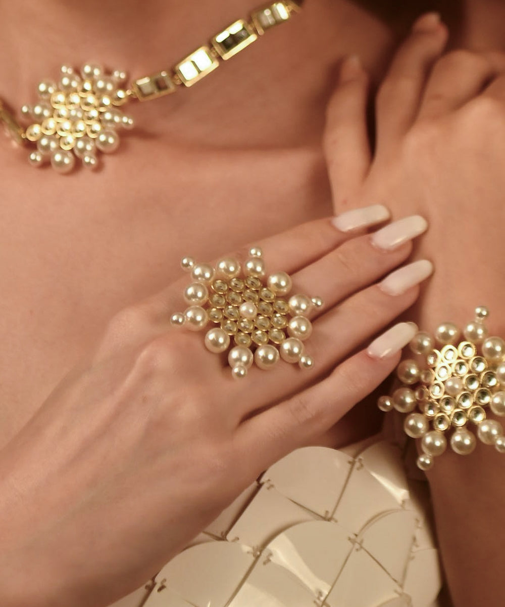 Aaina Ring