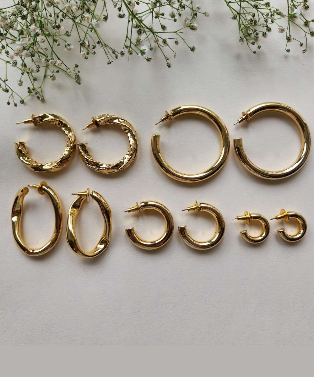 Oro Wave Hoops