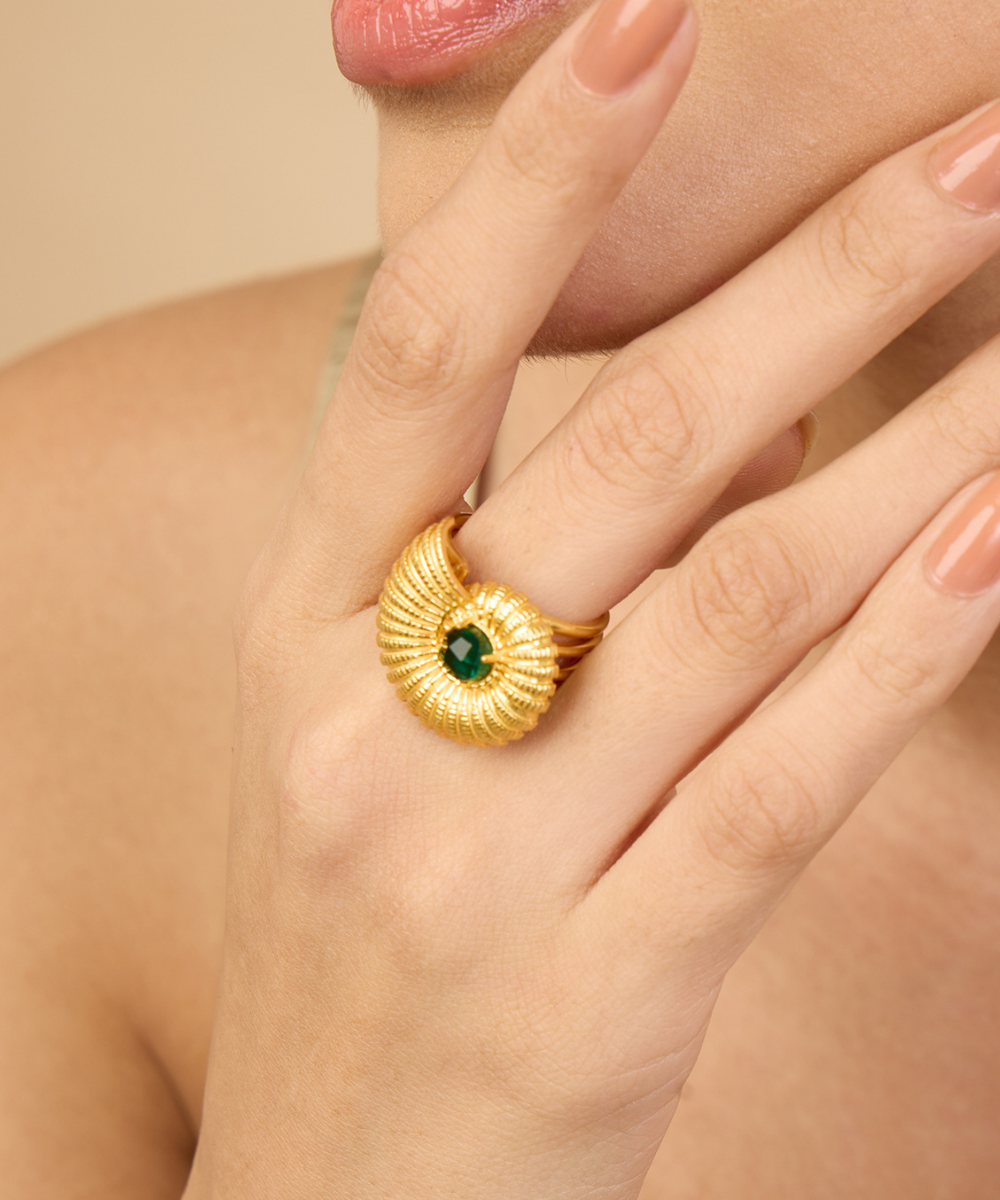 SHELL TRINITY RING