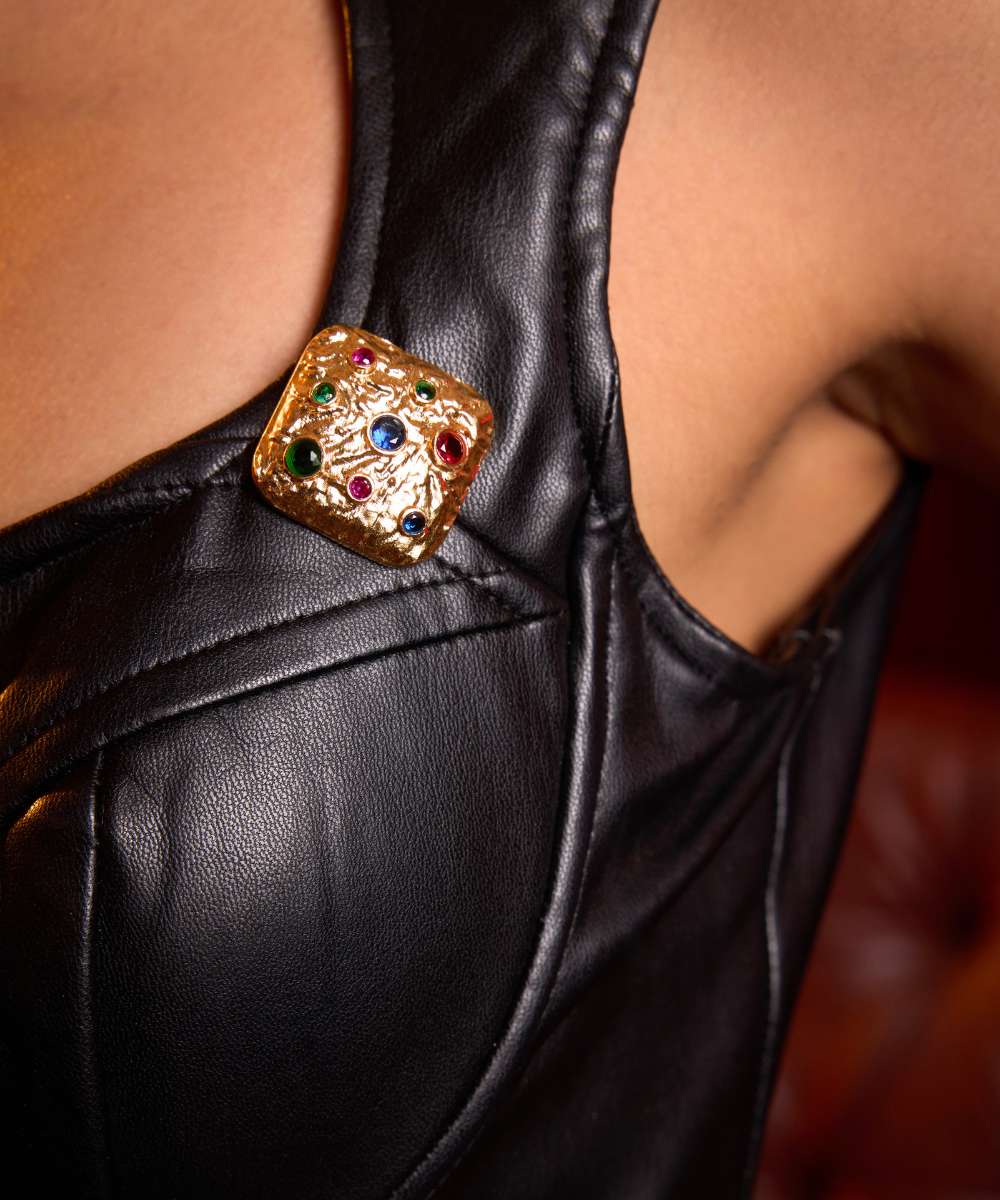 Mob Wife Studded Brooch