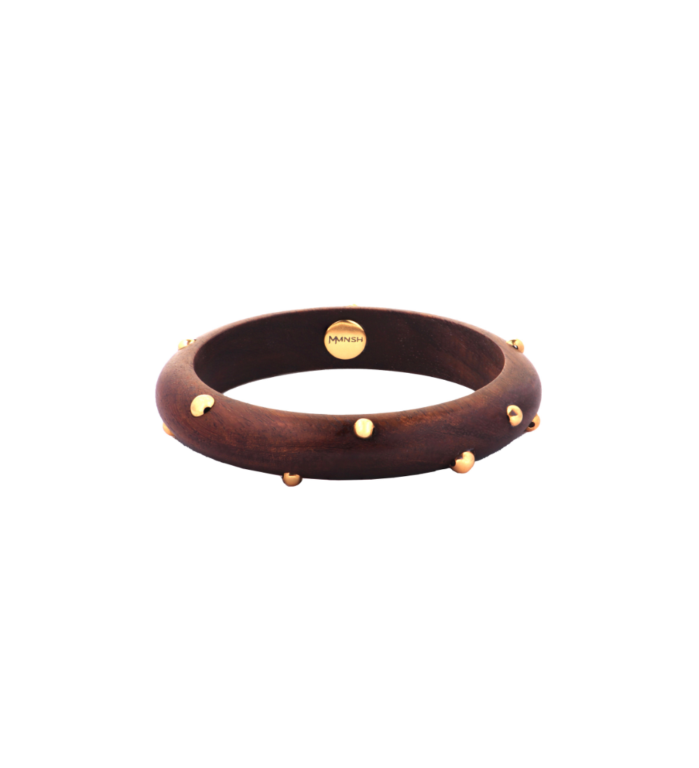 Genelia wearing MNSH Nidar Shakti / Gold Stud / Gold Ball Bangle