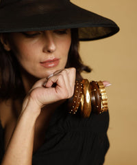 REGAL BALL BANGLE