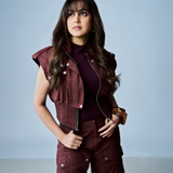 Genelia wearing MNSH Nidar Shakti Bangle