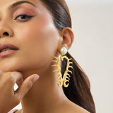 Amour Heart Pearl Earrings