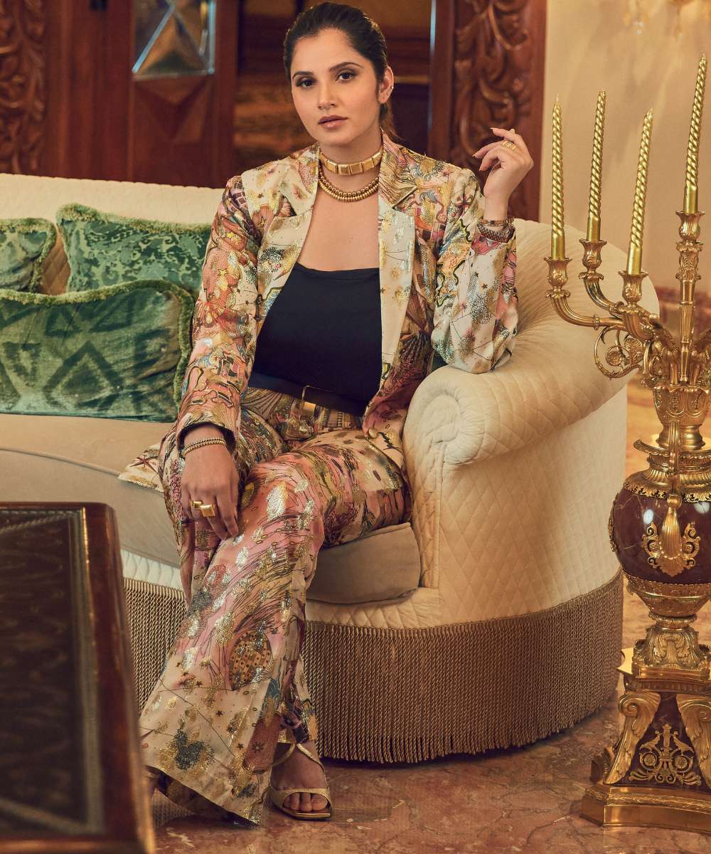 Sania Mirza wearing MNSH Mini Audrey Classic Necklace