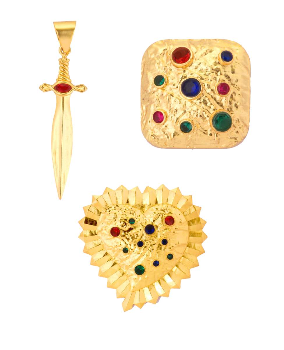 Mob wife Brooch combo